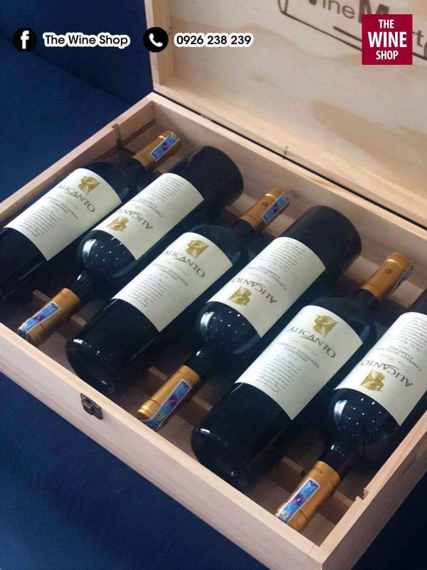 Rượu vang ALICANTO Gran Reserva có thể làm quà biếu tặng sang trọng