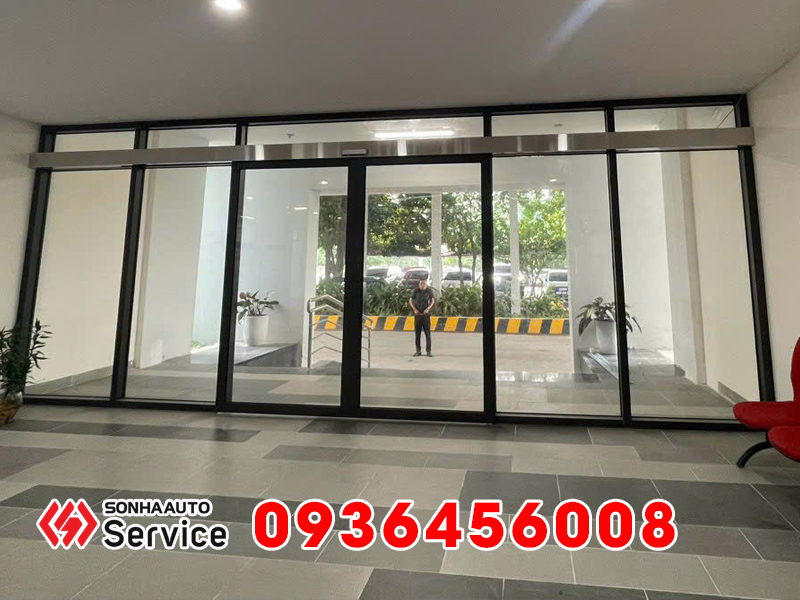 Mẫu cửa trượt tự động Nhật Bản mới nhất