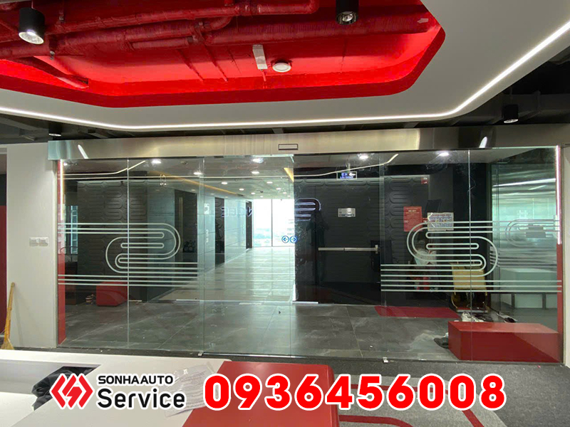 Công ty cung cấp cửa trượt xếp lớp tự động tại Hà Nội